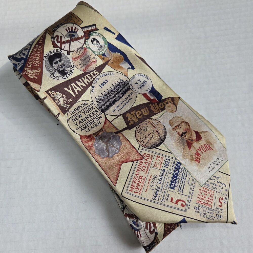 Museum Artifacts Baseball Hall of Fame Buttons Balls Pennants Necktie Tie Yankee